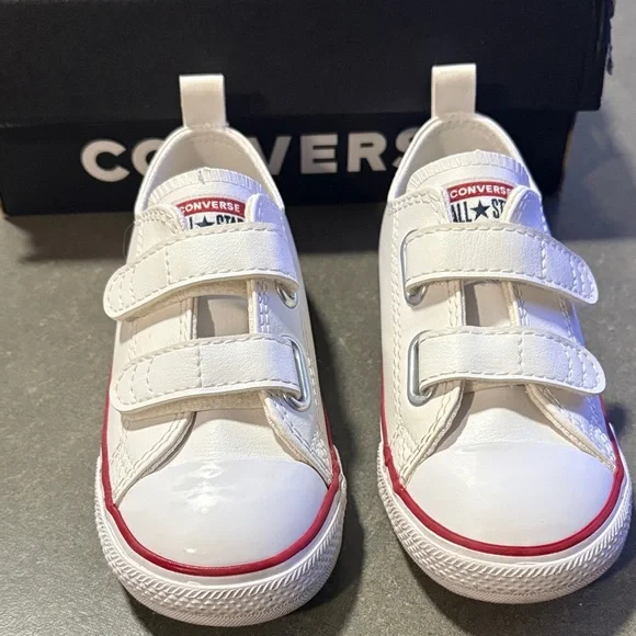 Converse Toddler White Strap Sneakers Size 9 - NEW - Picture 2 of 6